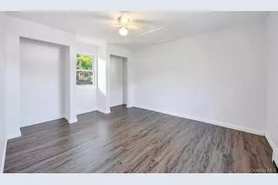 36 7th Avenue, Brentwood, NY 11717 - Photo 19