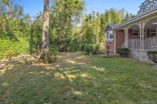 39 Annette Dr, Port Washington, NY 11050 - Photo 5