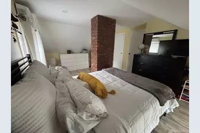 25 Arcadia Lane, Hicksville, NY 11801 - Photo 17