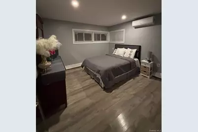 25 Arcadia Lane, Hicksville, NY 11801 - Photo 13