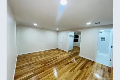 107 Sequoia Drive, Coram, NY 11727 - Photo 29