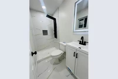 107 Sequoia Drive, Coram, NY 11727 - Photo 21