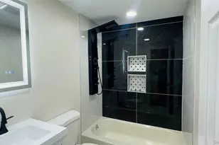 107 Sequoia Dr, Coram, NY 11727 - Photo 25