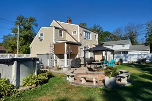 61 Wheeler Rd, Central Islip, NY 11722 - Photo 5
