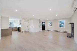 732 Woodside Dr, Wantagh, NY 11793 - Photo 11