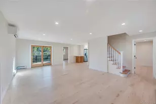 732 Woodside Dr, Wantagh, NY 11793 - Photo 7