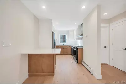 732 Woodside Drive, Wantagh, NY 11793 - Photo 15