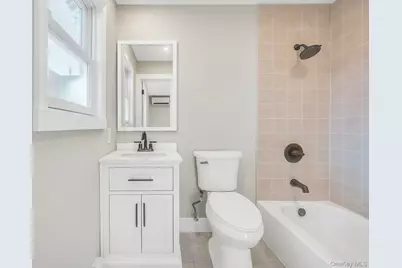 732 Woodside Drive, Wantagh, NY 11793 - Photo 21