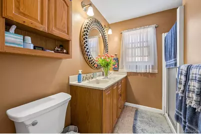 7-35 Leggett Place, Whitestone, NY 11357 - Photo 13