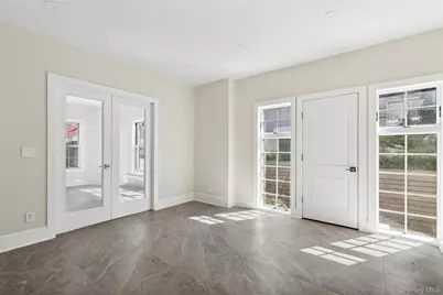 65 W Beech Street, Long Beach, NY 11561 - Photo 11