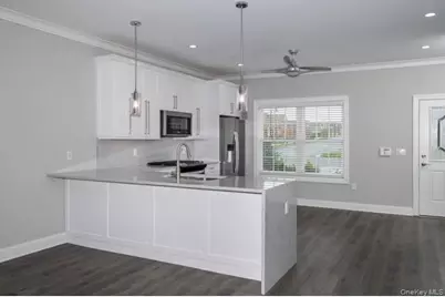 63 Sunlight Walk #63, Holbrook, NY 11741 - Photo 5