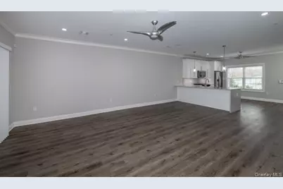 63 Sunlight Walk #63, Holbrook, NY 11741 - Photo 7