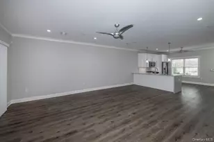 63 Sunlight Walk, Holbrook, NY 11741 - Photo 7