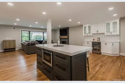 5 Satterly Road, East Setauket, NY 11733 - Photo 9