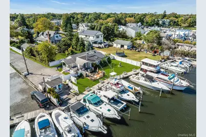 97 Ocean Avenue, Bay Shore, NY 11706 - Photo 31