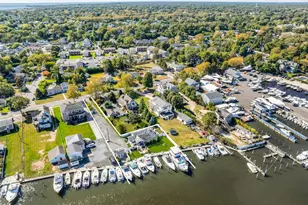 97 Ocean Ave, Bay Shore, NY 11706 - Photo 25