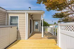 97 Ocean Ave, Bay Shore, NY 11706 - Photo 17