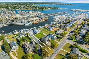 97 Ocean Ave, Bay Shore, NY 11706 - Photo 29