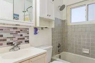 80-14 150th St, Briarwood, NY 11435 - Photo 15