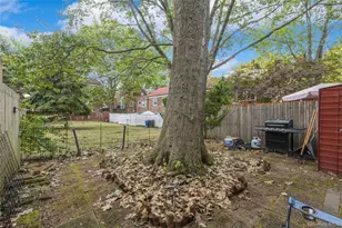 80-14 150th St, Briarwood, NY 11435 - Photo 19