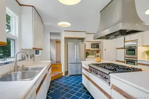 145 Cliff Ave, Pelham, NY 10803 - Photo 13