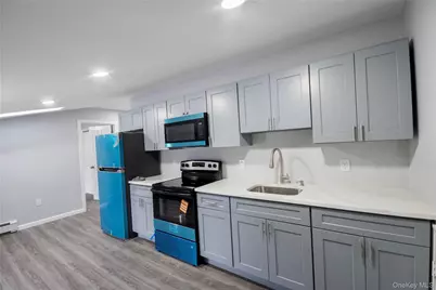 385 Clayton Street, Central Islip, NY 11722 - Photo 25