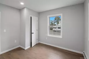 385 Clayton St, Central Islip, NY 11722 - Photo 15