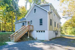 7 Phillips Rd, Poughkeepsie, NY 12603 - Photo 3
