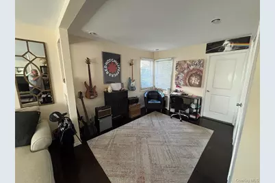 279 Semton Boulevard, Franklin Square, NY 11010 - Photo 5