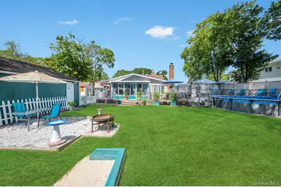 940 Union Street, Bohemia, NY 11716 - Photo 31