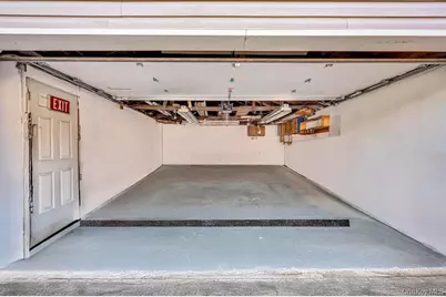 940 Union Street, Bohemia, NY 11716 - Photo 37