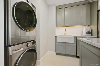 21140 18th Avenue #1H, Bayside, NY 11360 - Photo 17