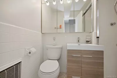 21140 18th Avenue #1H, Bayside, NY 11360 - Photo 23