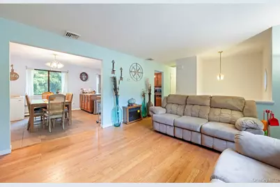 4 Verven Road, Poughkeepsie, NY 12603 - Photo 5