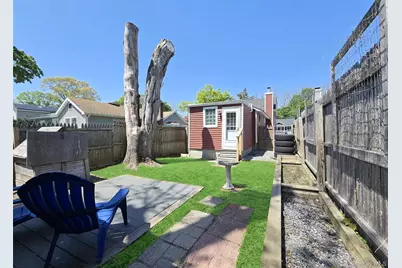 84 Wyona Avenue, Selden, NY 11784 - Photo 17