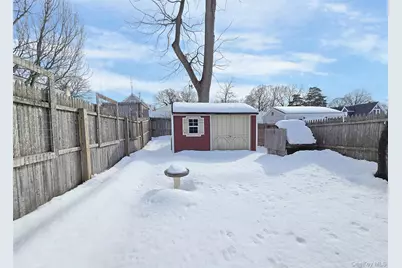 84 Wyona Avenue, Selden, NY 11784 - Photo 9