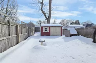 84 Wyona Ave, Selden, NY 11784 - Photo 9