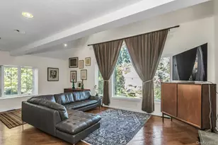 10 Soundview Crest, Manhasset, NY 11030 - Photo 9