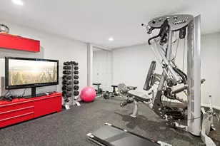 63 Fleetwood Rd, Commack, NY 11725 - Photo 37