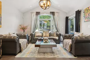 63 Fleetwood Rd, Commack, NY 11725 - Photo 17