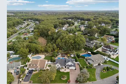 63 Fleetwood Road, Commack, NY 11725 - Photo 49