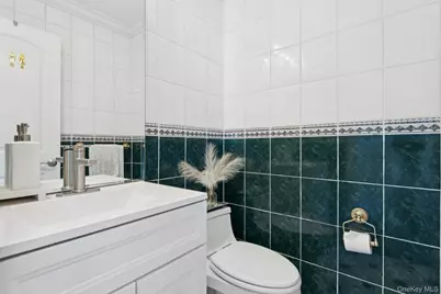 63 Fleetwood Road, Commack, NY 11725 - Photo 19