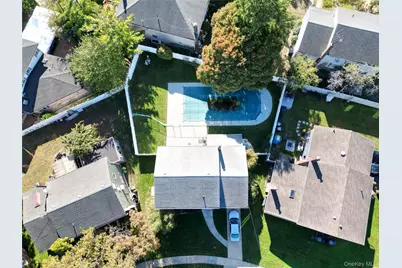 7 Park Circle, Cedarhurst, NY 11516 - Photo 29