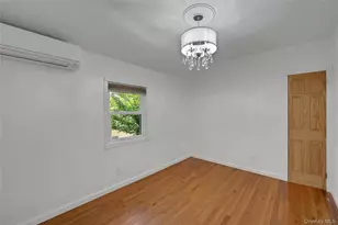 4408 Locust Point Dr, Bronx, NY 10465 - Photo 13