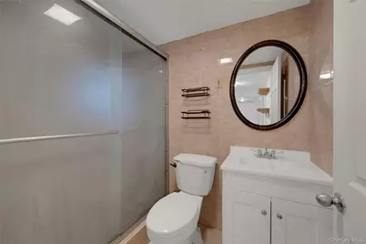 4408 Locust Point Drive, Bronx, NY 10465 - Photo 19