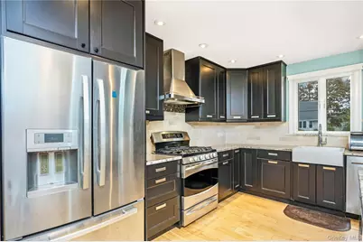 138 Eastgate Road, Massapequa Park, NY 11762 - Photo 7