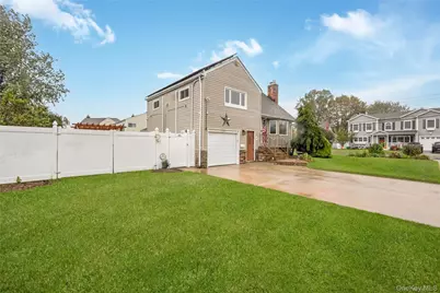 138 Eastgate Road, Massapequa Park, NY 11762 - Photo 5