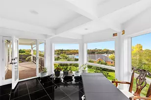 8 September Ln, Glen Cove, NY 11542 - Photo 11