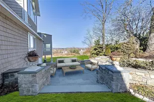 8 September Ln, Glen Cove, NY 11542 - Photo 29