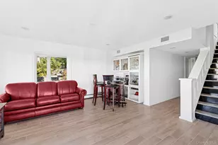 8 September Ln, Glen Cove, NY 11542 - Photo 21